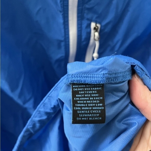 Mens Lightweight Eastern Mountain Sports Jacket - Picture 6 of 6